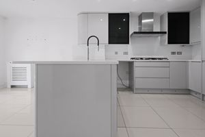 Photo 15- click for photo gallery